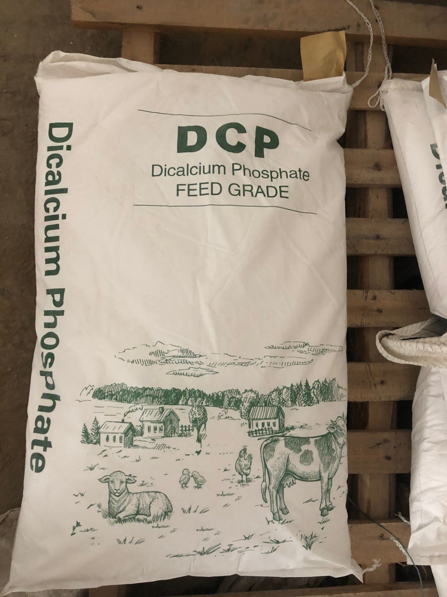 Picture of Di Calcium Phosphate 3
