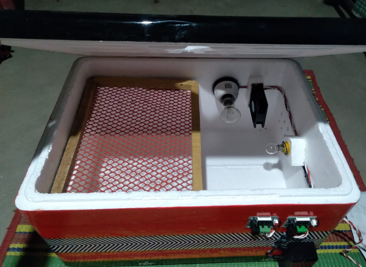 Picture of Poultry Incubators & Supplies 17
